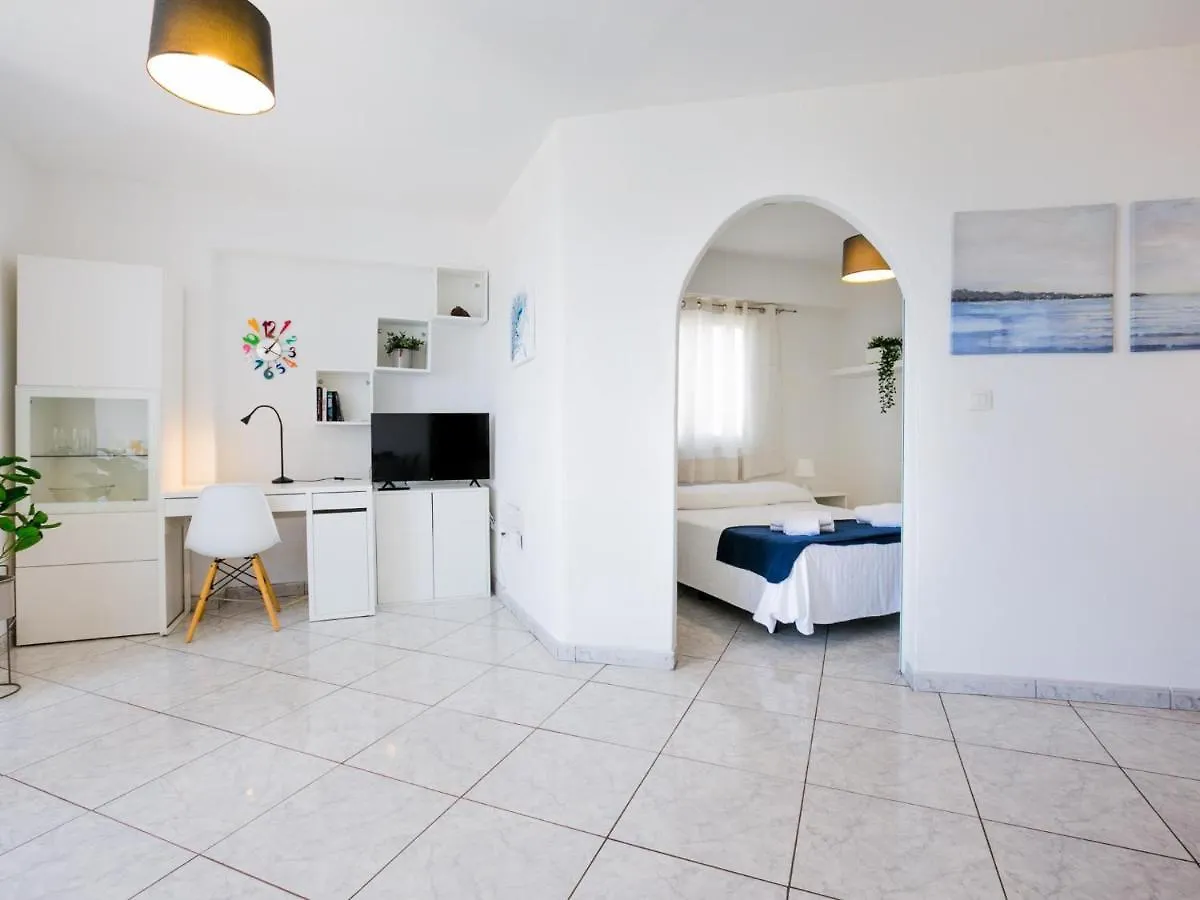 54 B Apartamento La Estrella Los Cristianos  0*, Los Cristianos (Tenerife) Espanha
