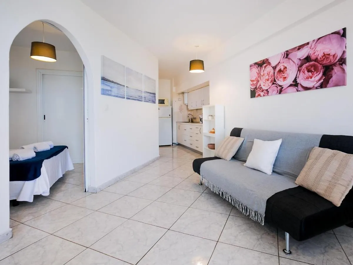 Apartment 54 B Apartamento La Estrella Los Cristianos  Spain